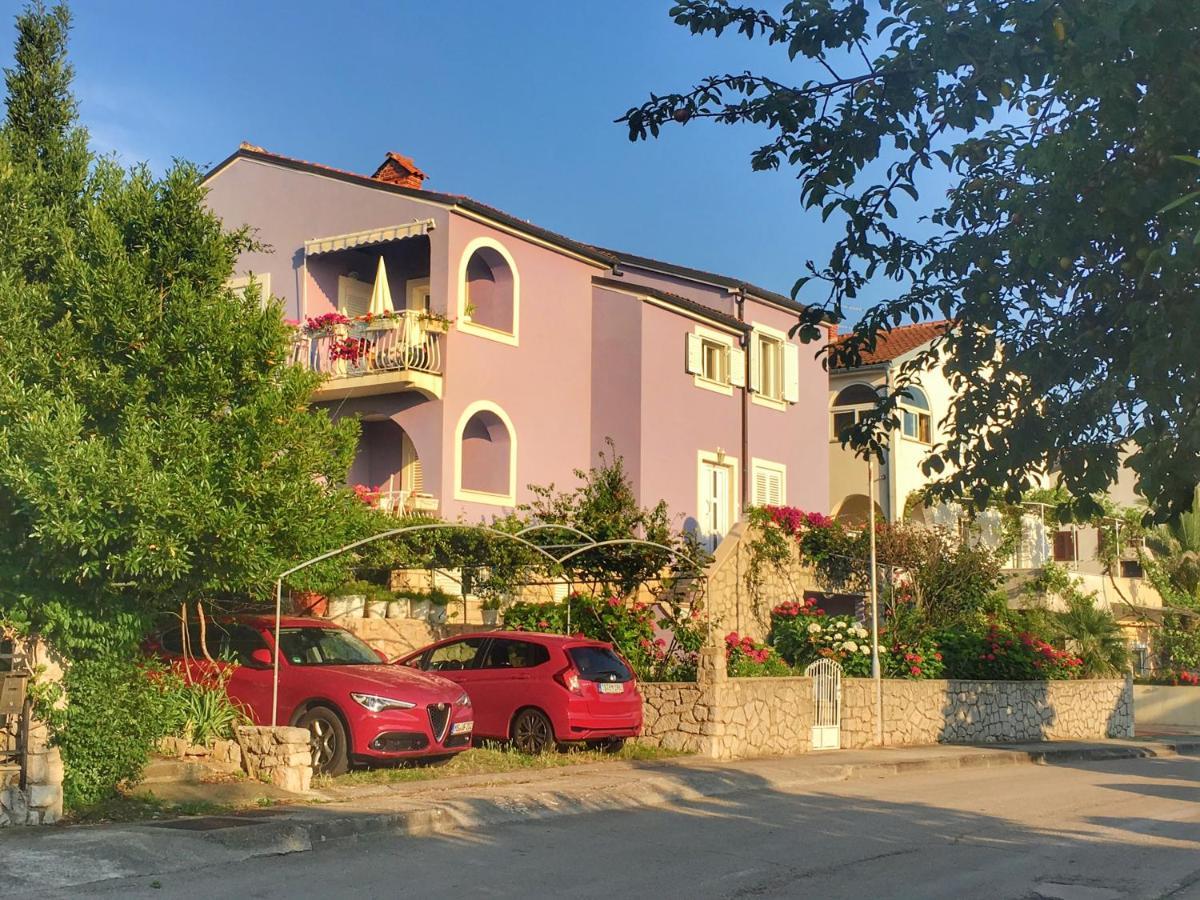 Villa Millefiori - Apartments Mali Lošinj Екстериор снимка